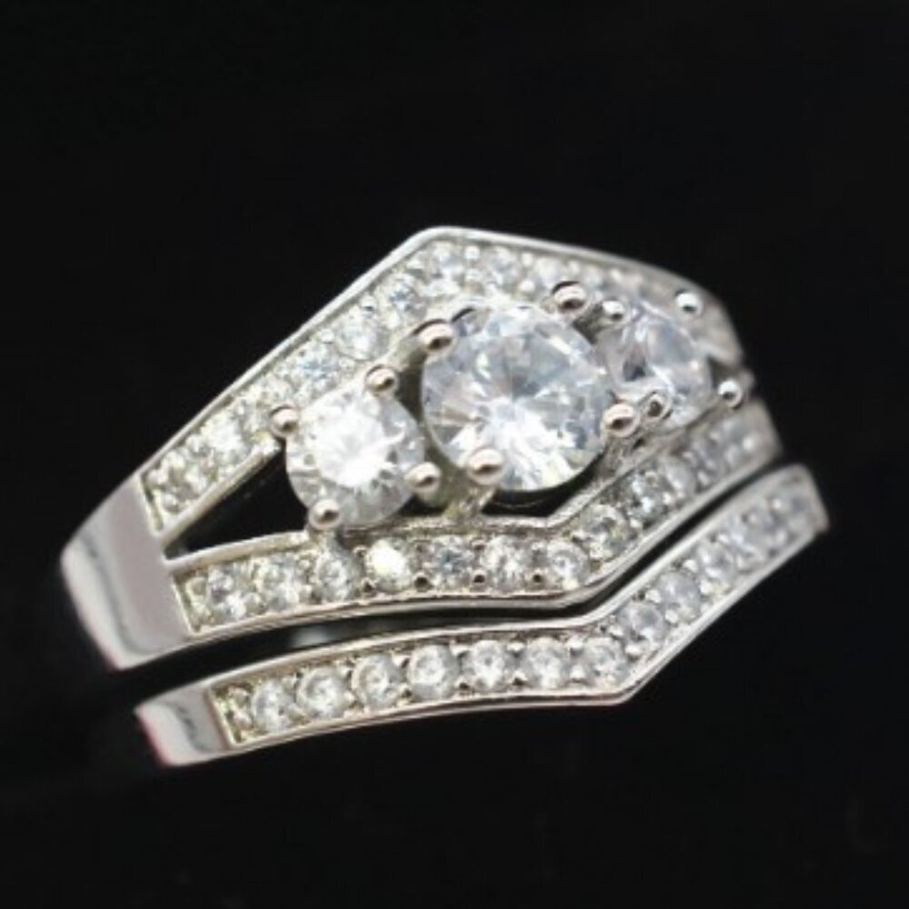 💞2pcs 925 Sterling Silver Plated Retro Carved Luxury FashionUNVN12133